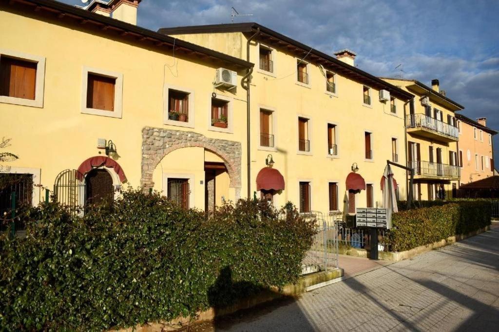 Апартаменти Casa Giulia - Валеджо-суль-Мінчо Екстер'єр фото