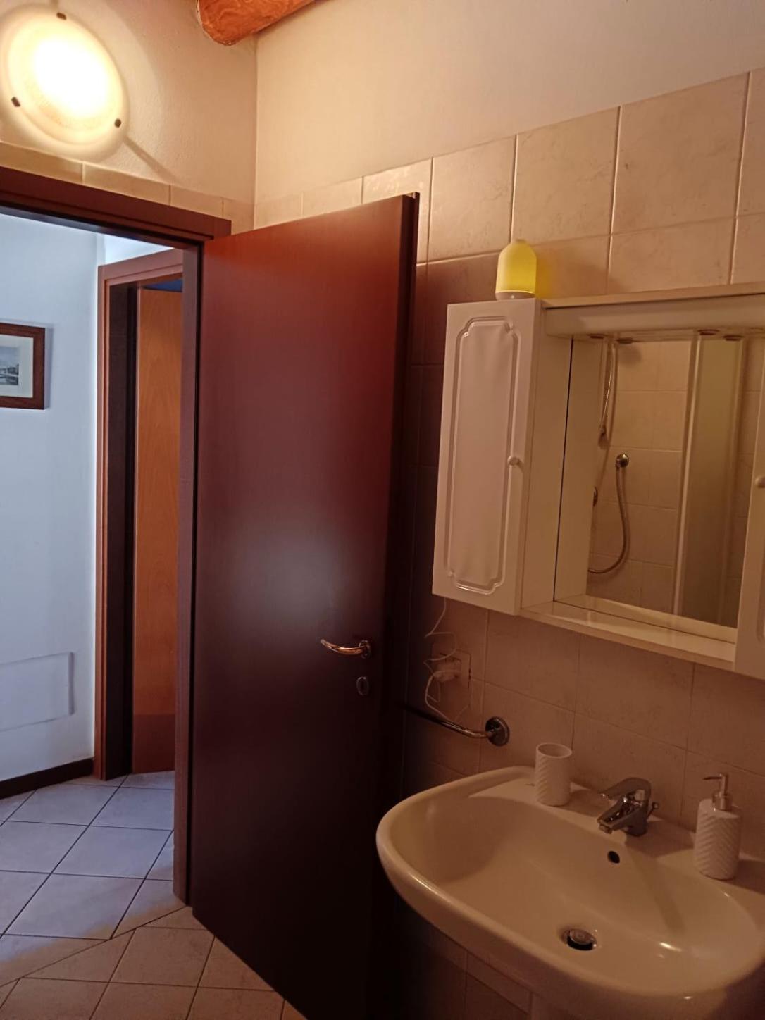 Апартаменти Casa Giulia - Валеджо-суль-Мінчо Екстер'єр фото