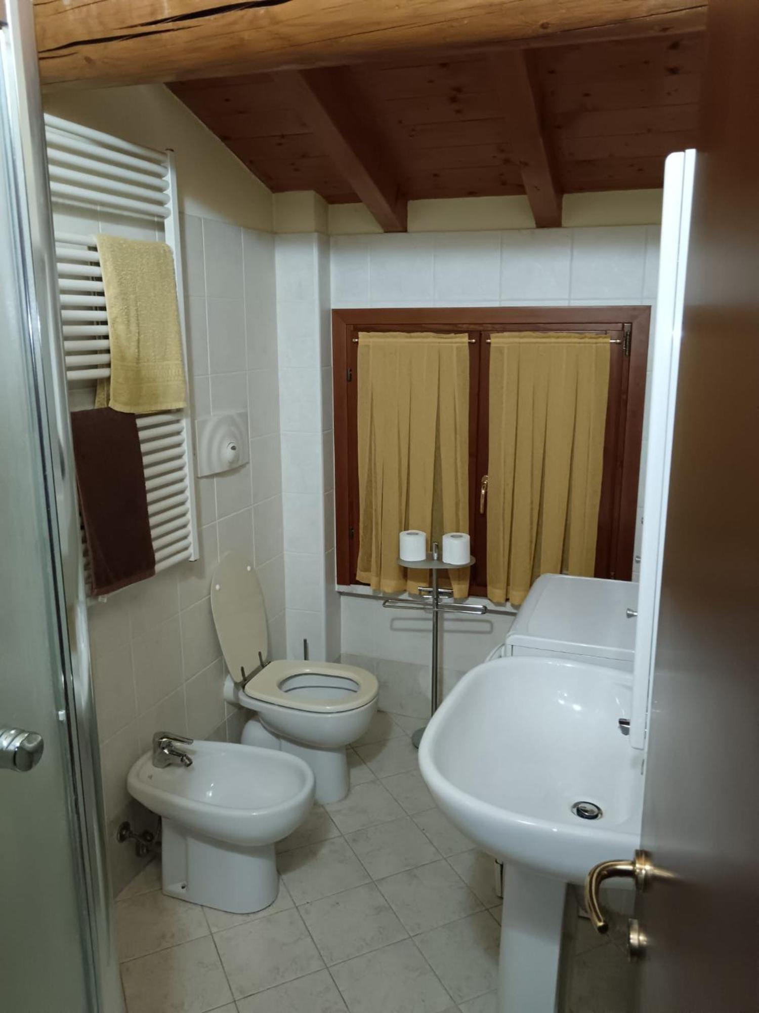 Апартаменти Casa Giulia - Валеджо-суль-Мінчо Екстер'єр фото